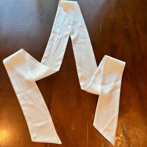 RARE Nadine Merabi Lilah White Dress Size Small - Picture 8 of 8